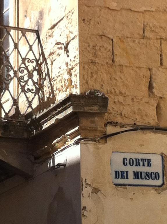 B&B Corte Dei Musco Lecce Exteriör bild